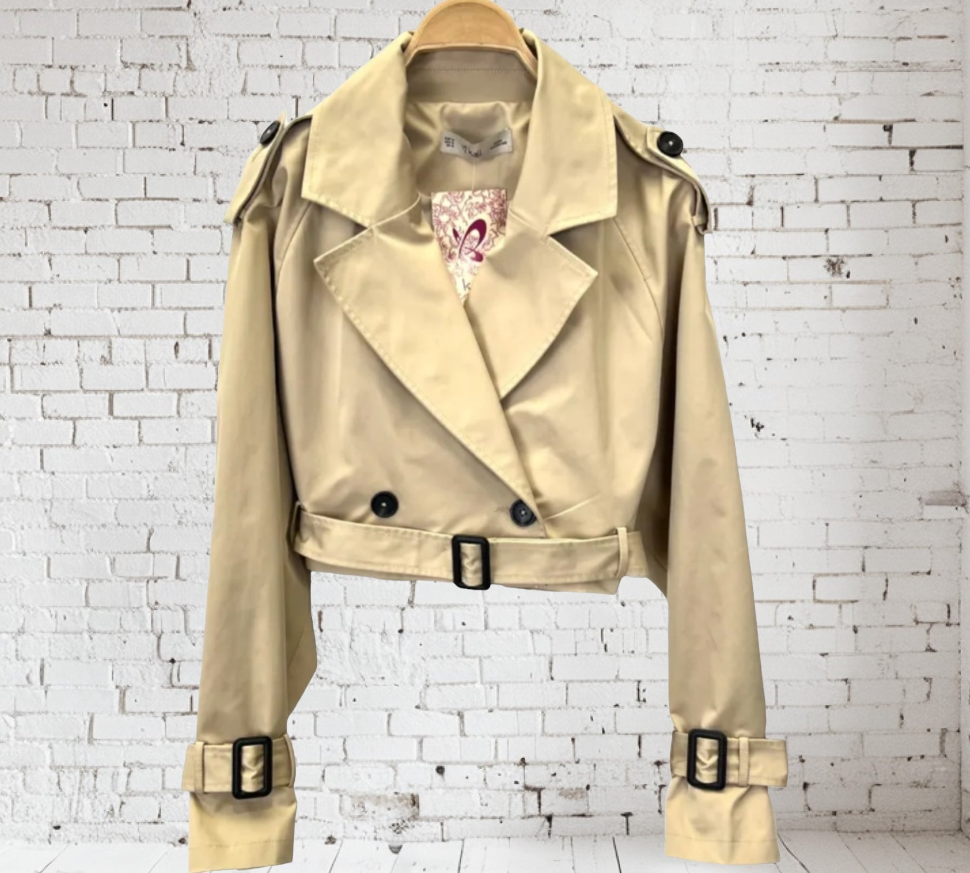Mini Trench Coat: Modern Elegance