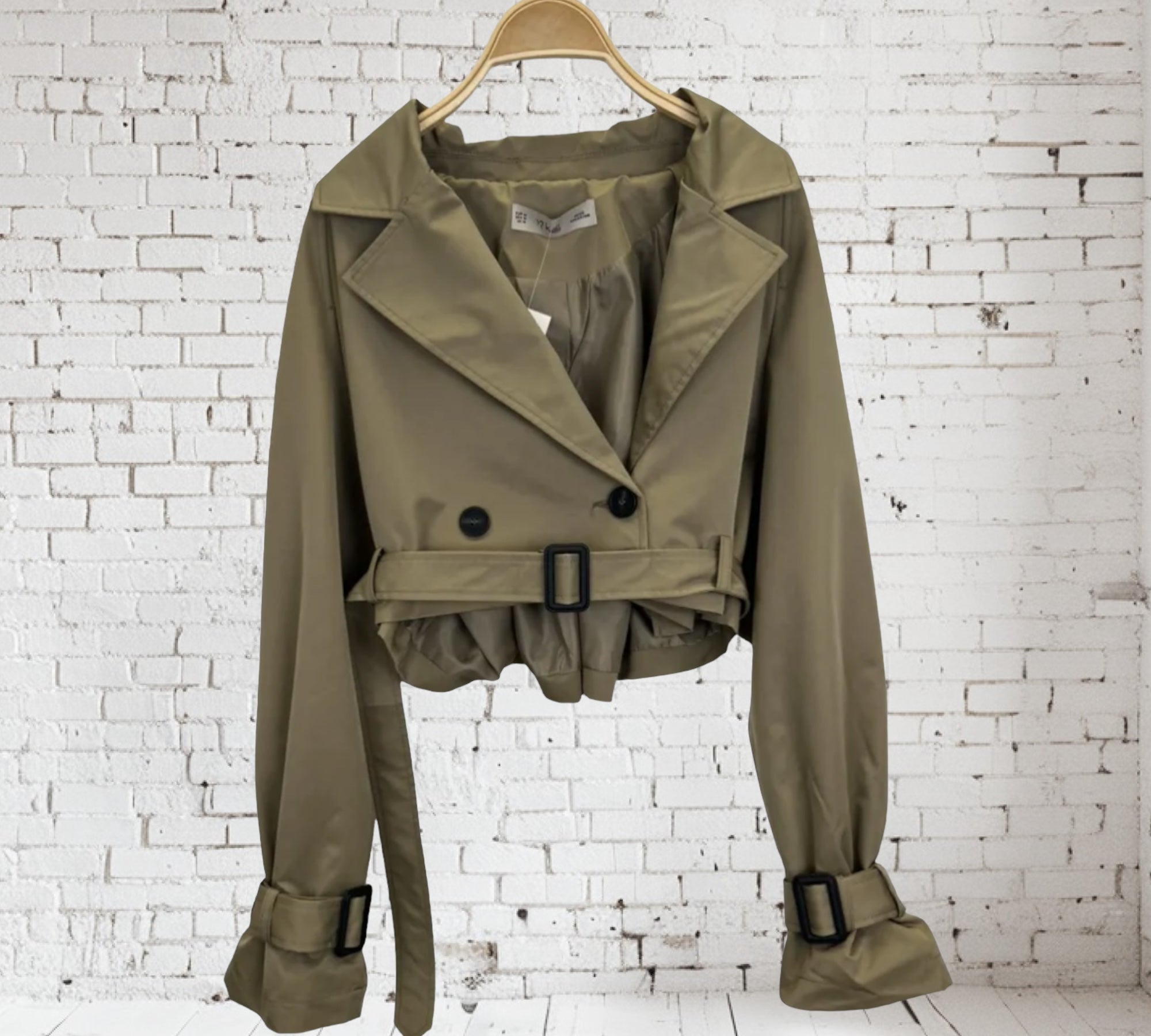 Mini Trench Coat: Modern Elegance