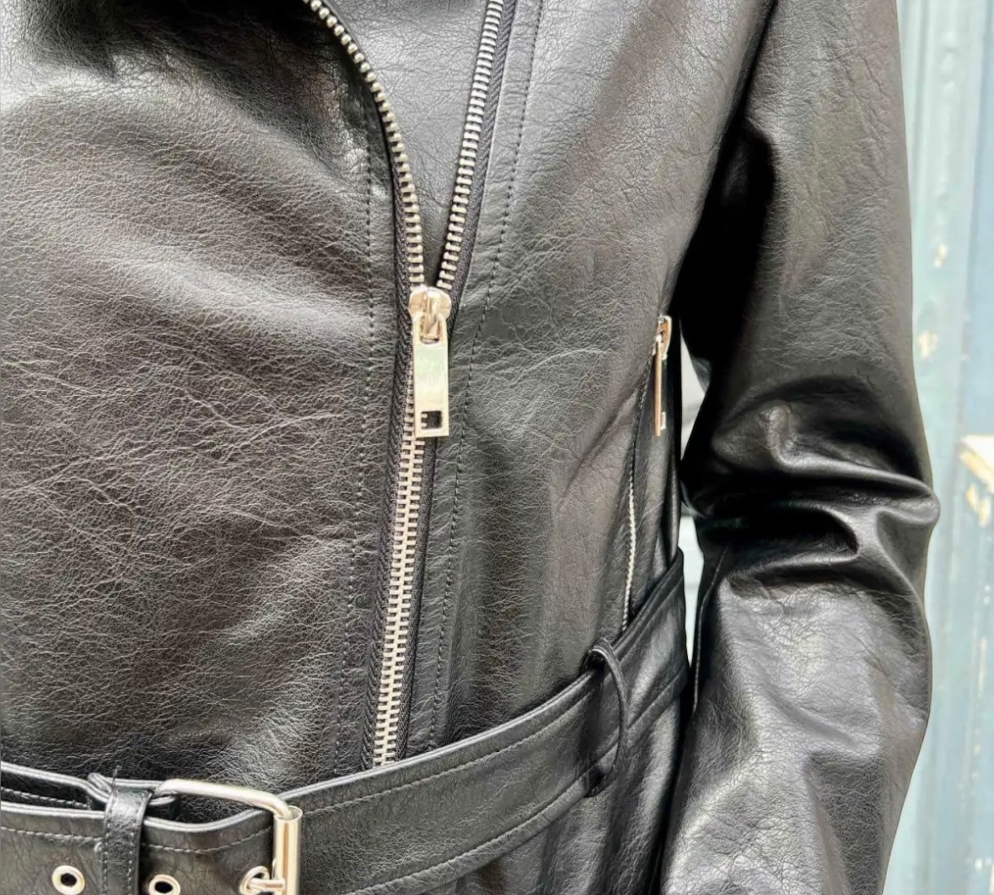 BIKERBABE– L’autorité au féminin