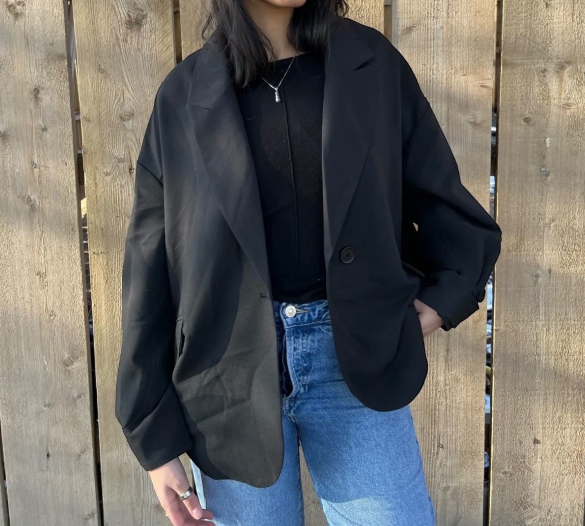 MODE AVION – Le blazer chill avec du caractère