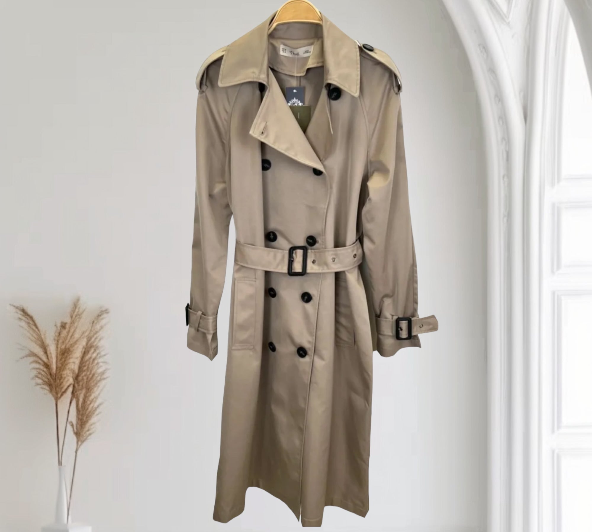 Trench Coat Chic : L'Indispensable de la Saison