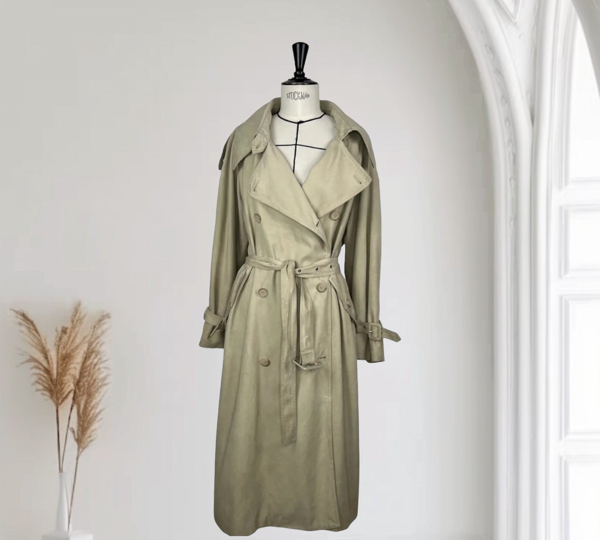 Trench Coat Oversize : Confort et Style Audacieux