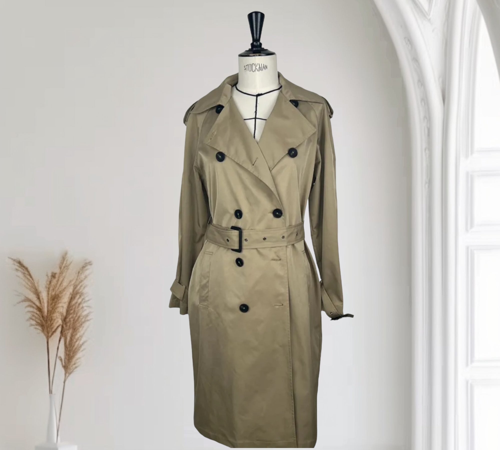 Trench-Coat Glamour et Moderne