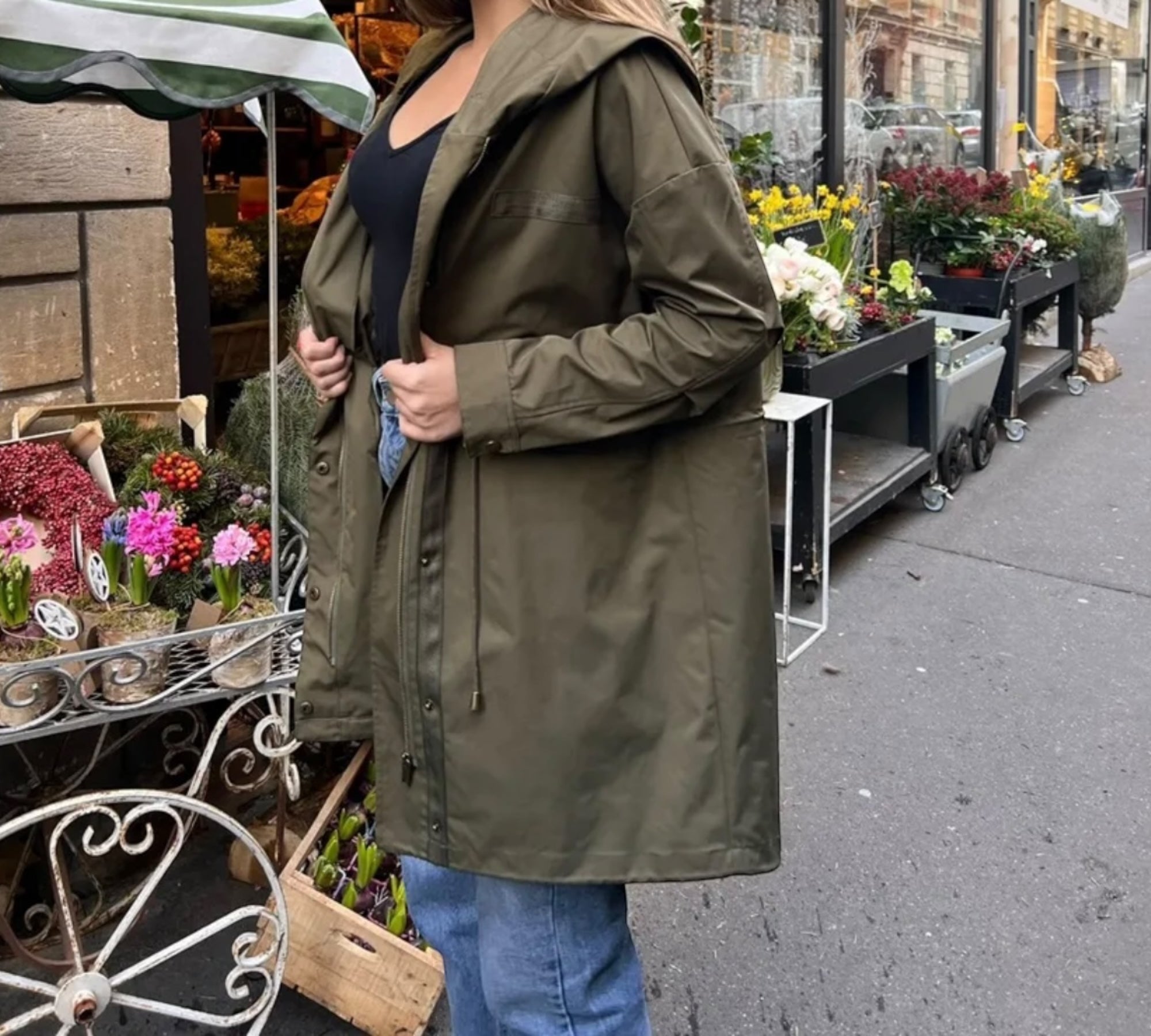 Parka Intemporelle avec Détails en Satin