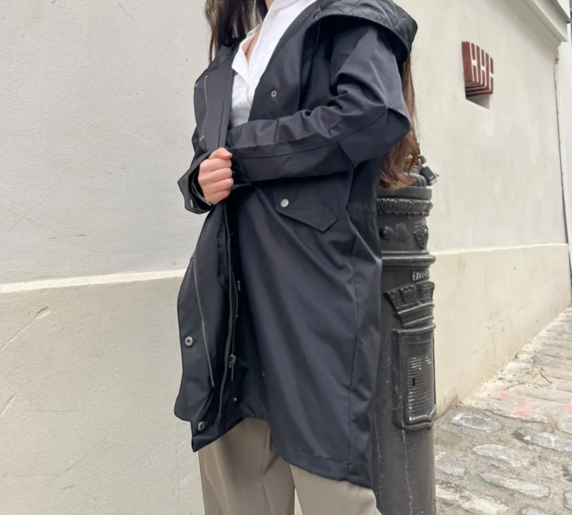 Parka Intemporelle avec Détails en Satin