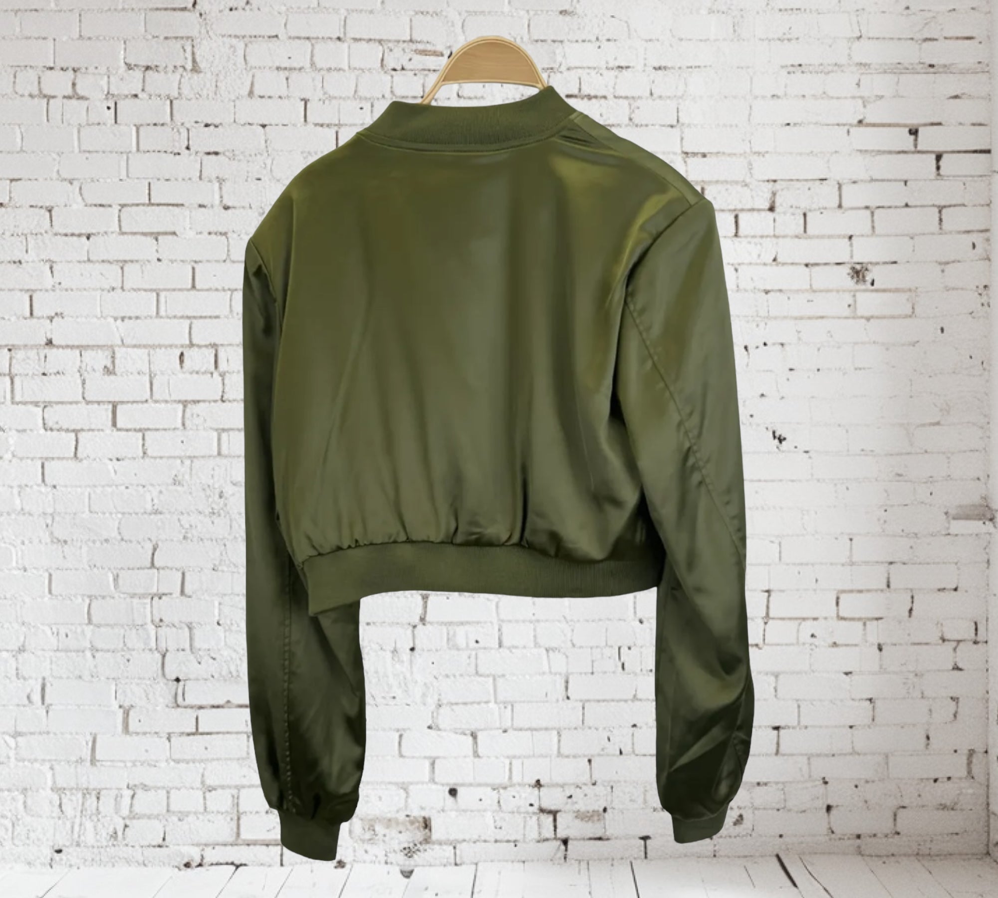 Bomber Court en Satin Éclatant