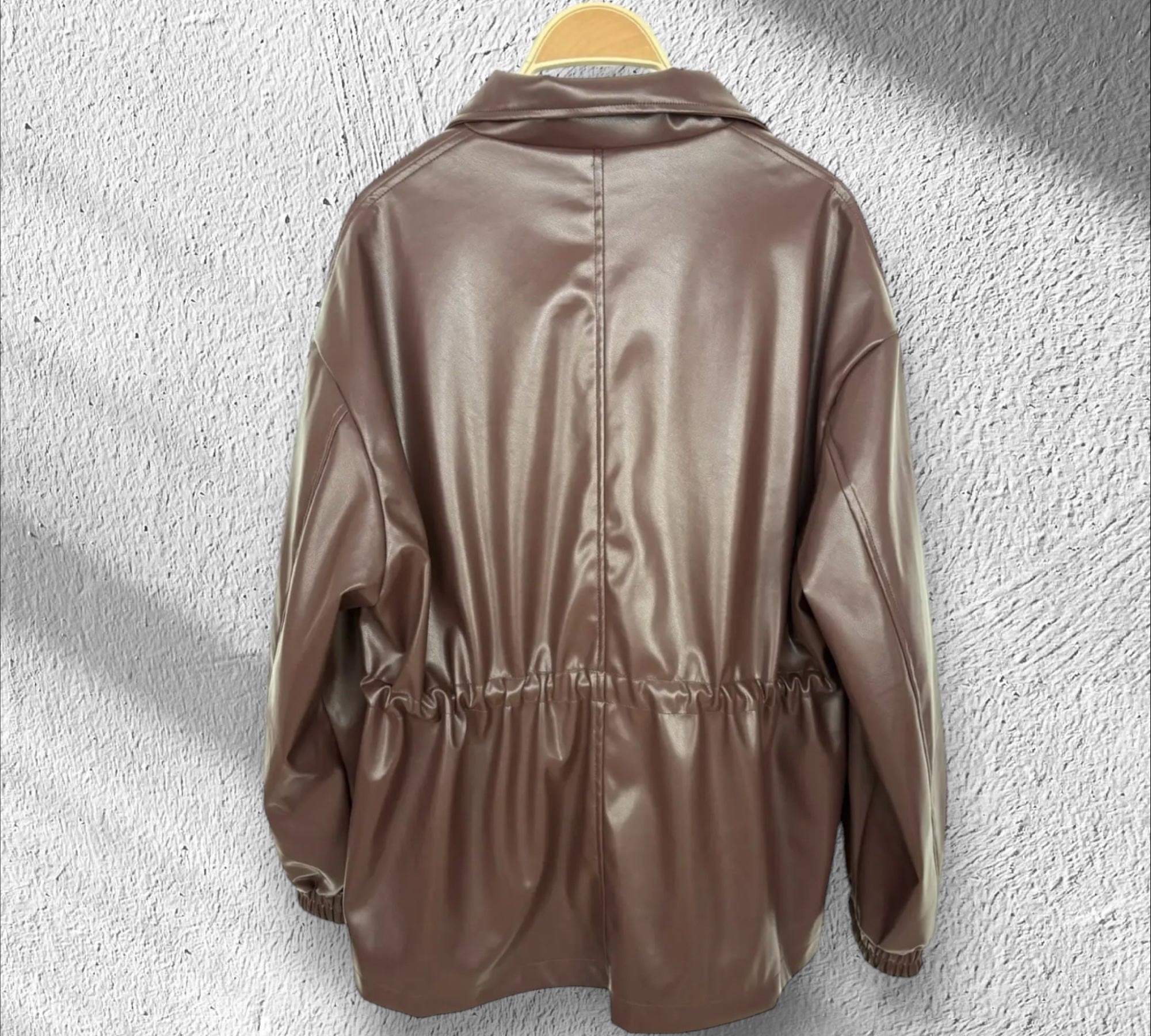 ATTIRE MOI - La veste qui attire tous les regards…